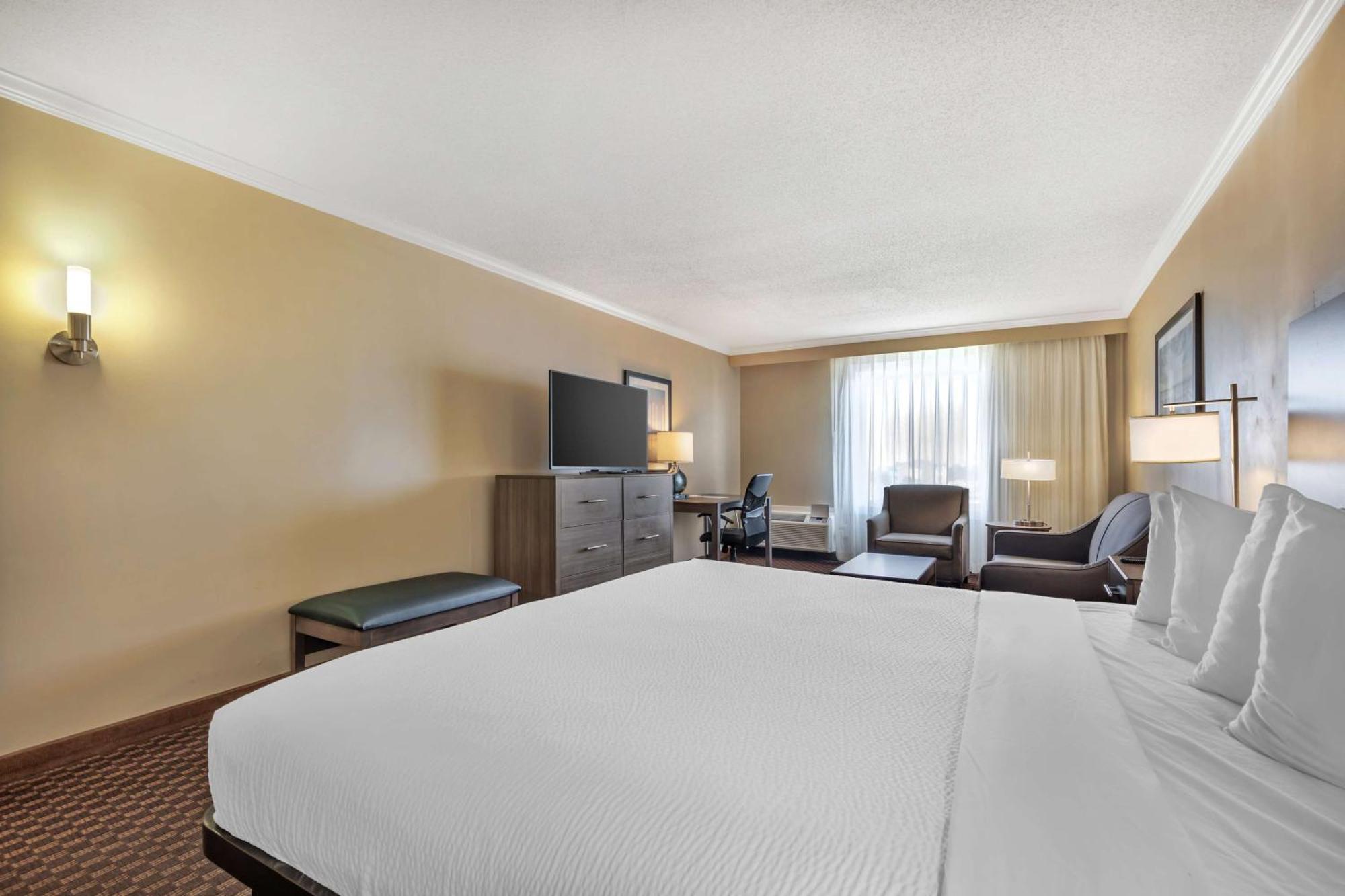 Western Ocean And Hotel 3*