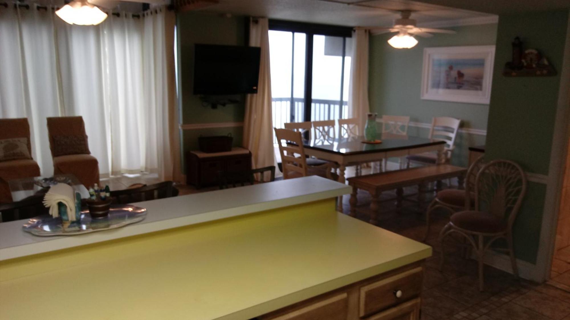 Apartment Sea Watch Oceanfront For Families And Large Groups Ocean City