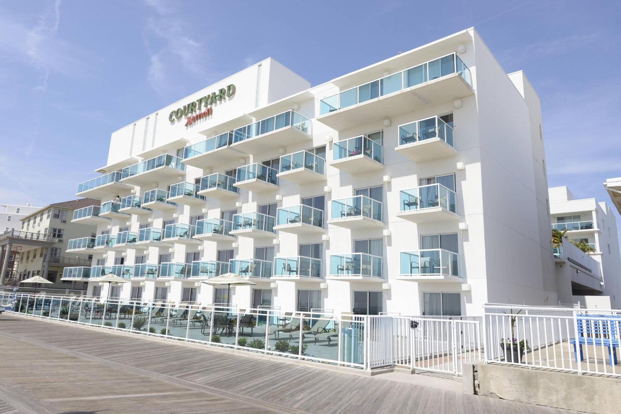 Courtyard By Marriott Ocean Oceanfront Hotel