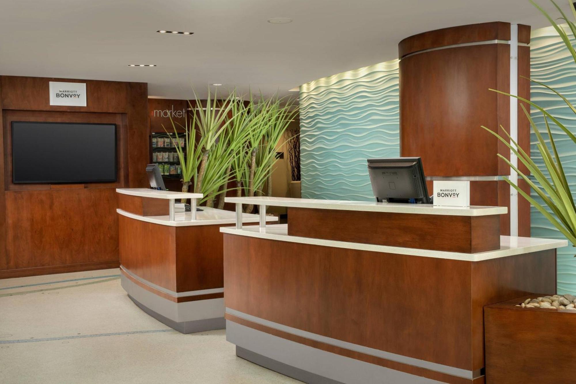 Courtyard By Marriott Ocean Oceanfront Hotel 4*
