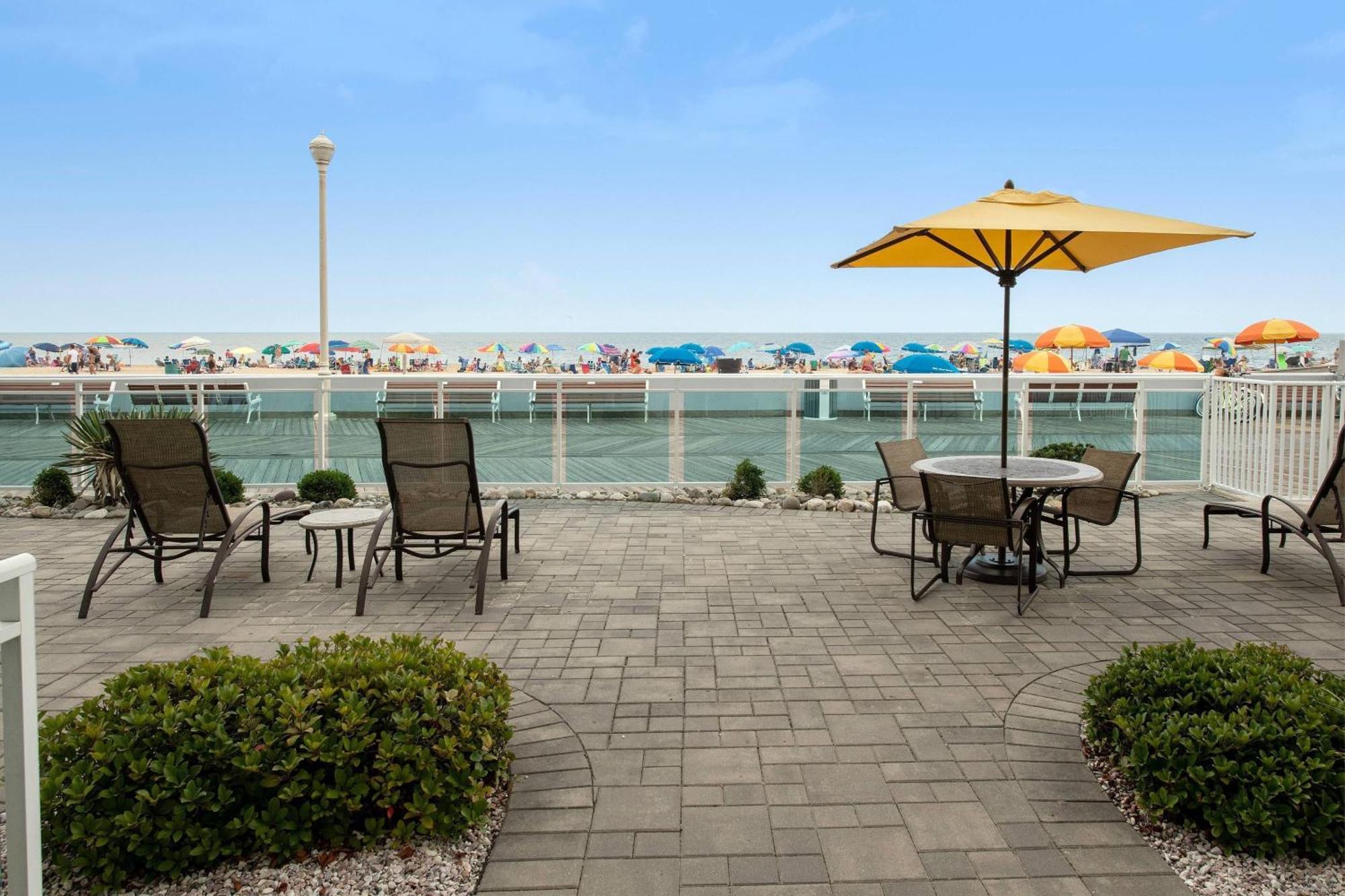 Hotel Courtyard By Marriott Ocean Oceanfront