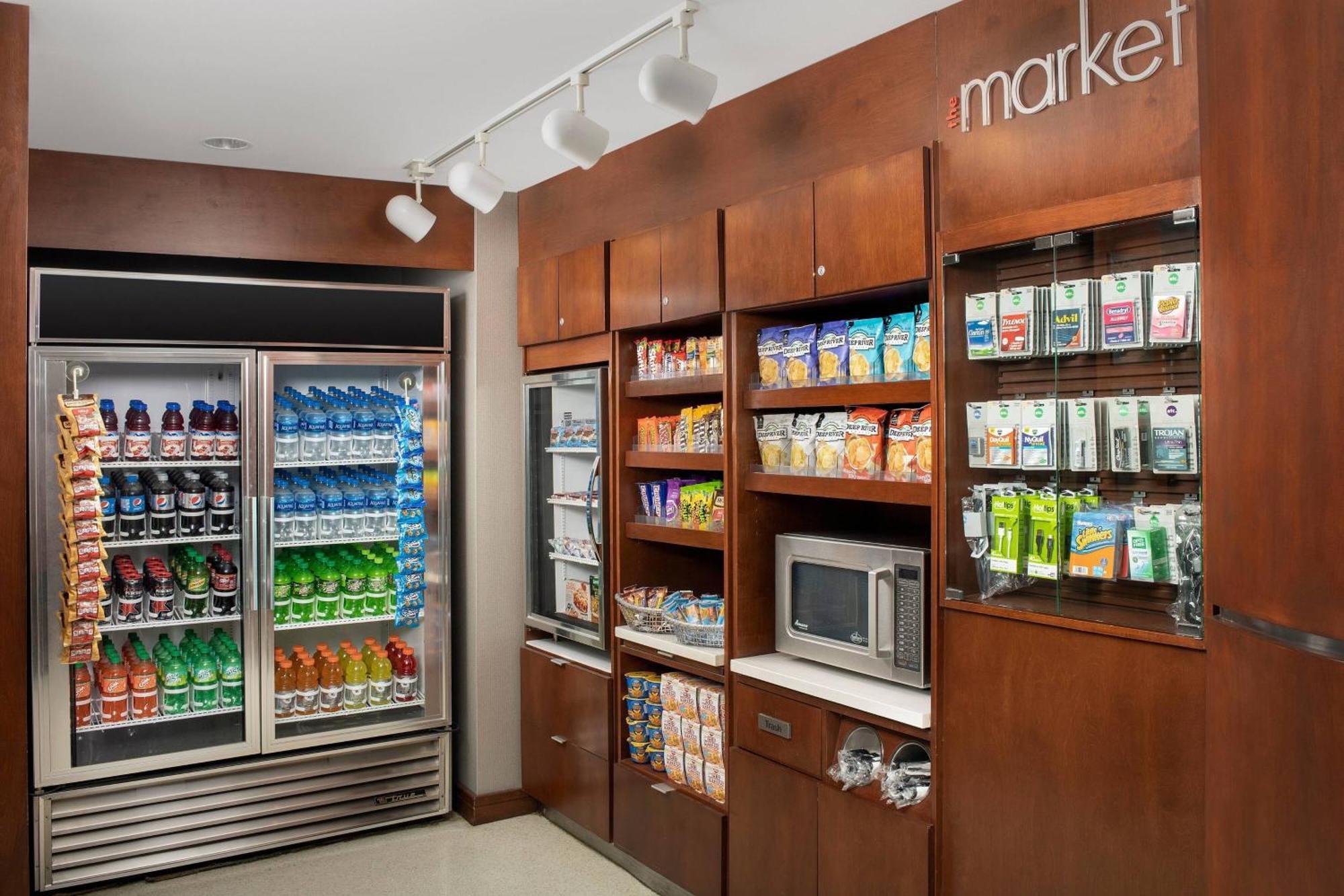Courtyard By Marriott Ocean Oceanfront Hotel 4*
