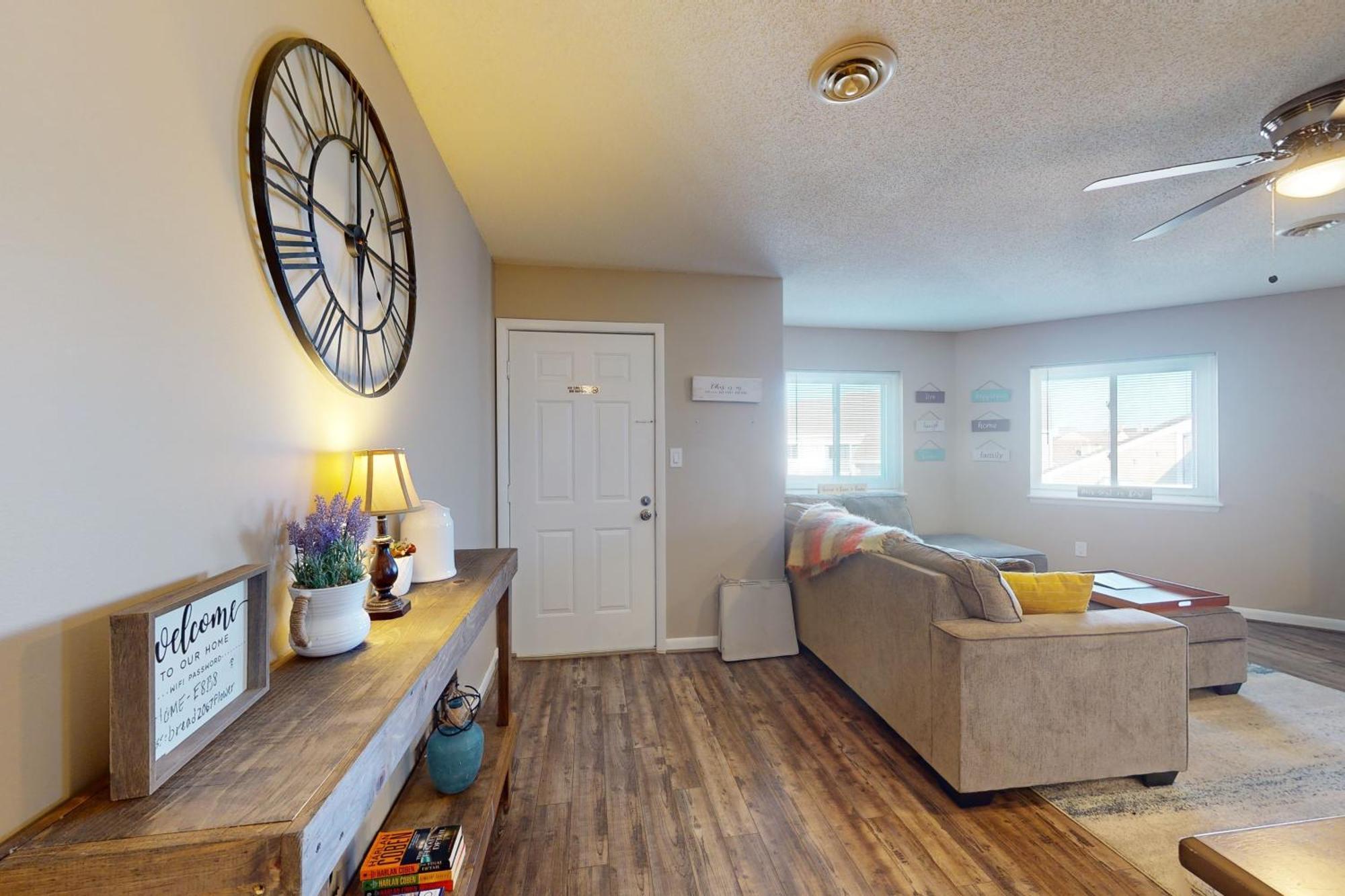 Apartment Eight On The Bay 83 *