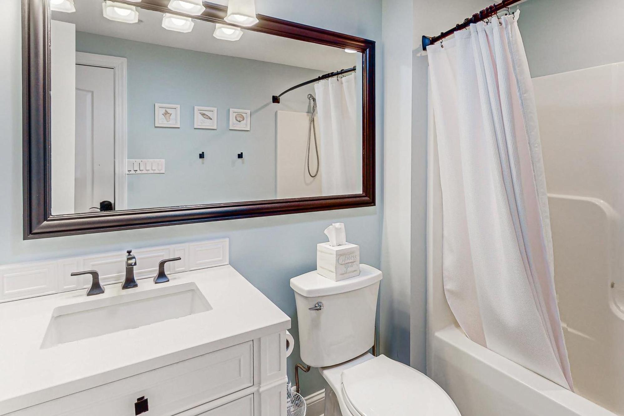 Apartment Seaside Retreat 101