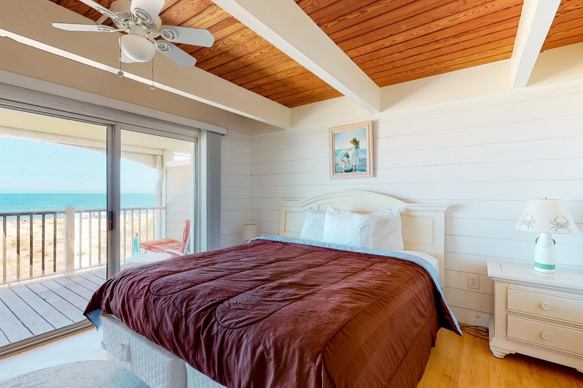 Spacious Beachfront Apartment