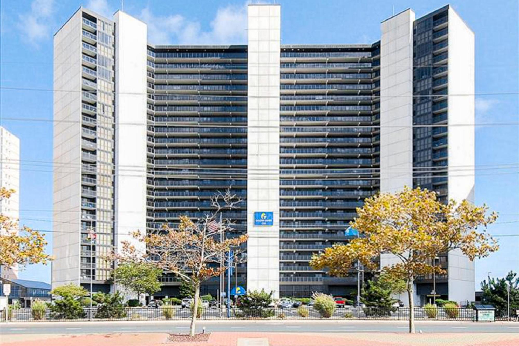 Golden Sands 316 Apartment