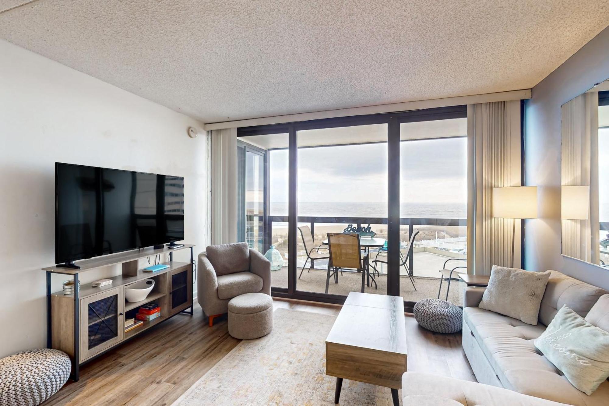 Golden Sands 316 Apartment *