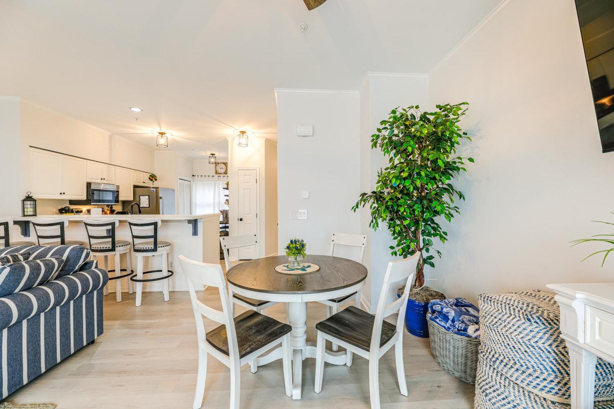 1 Mi To Maryland Ocean Retreat With Deck Holiday home *