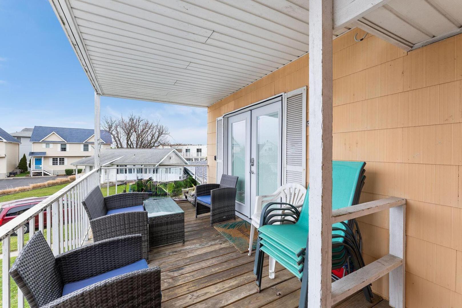 Apartment 322 Sunset Drive