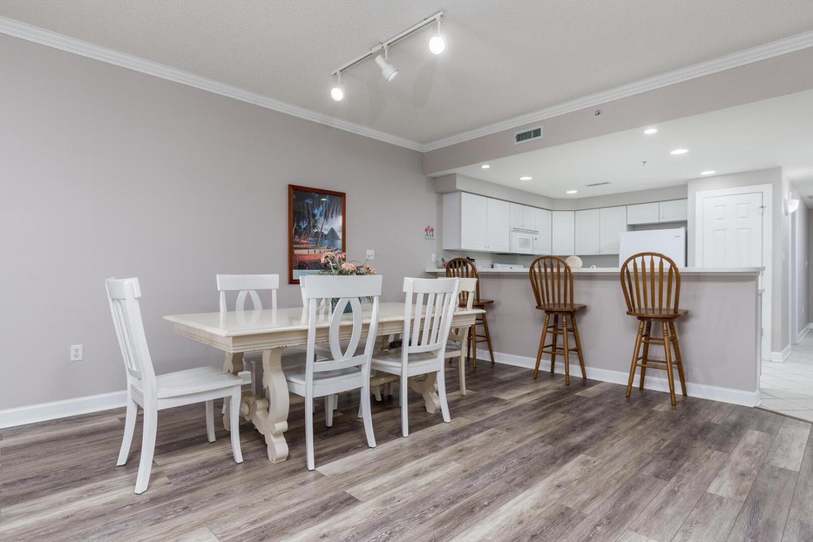 Sunset Pointe 203