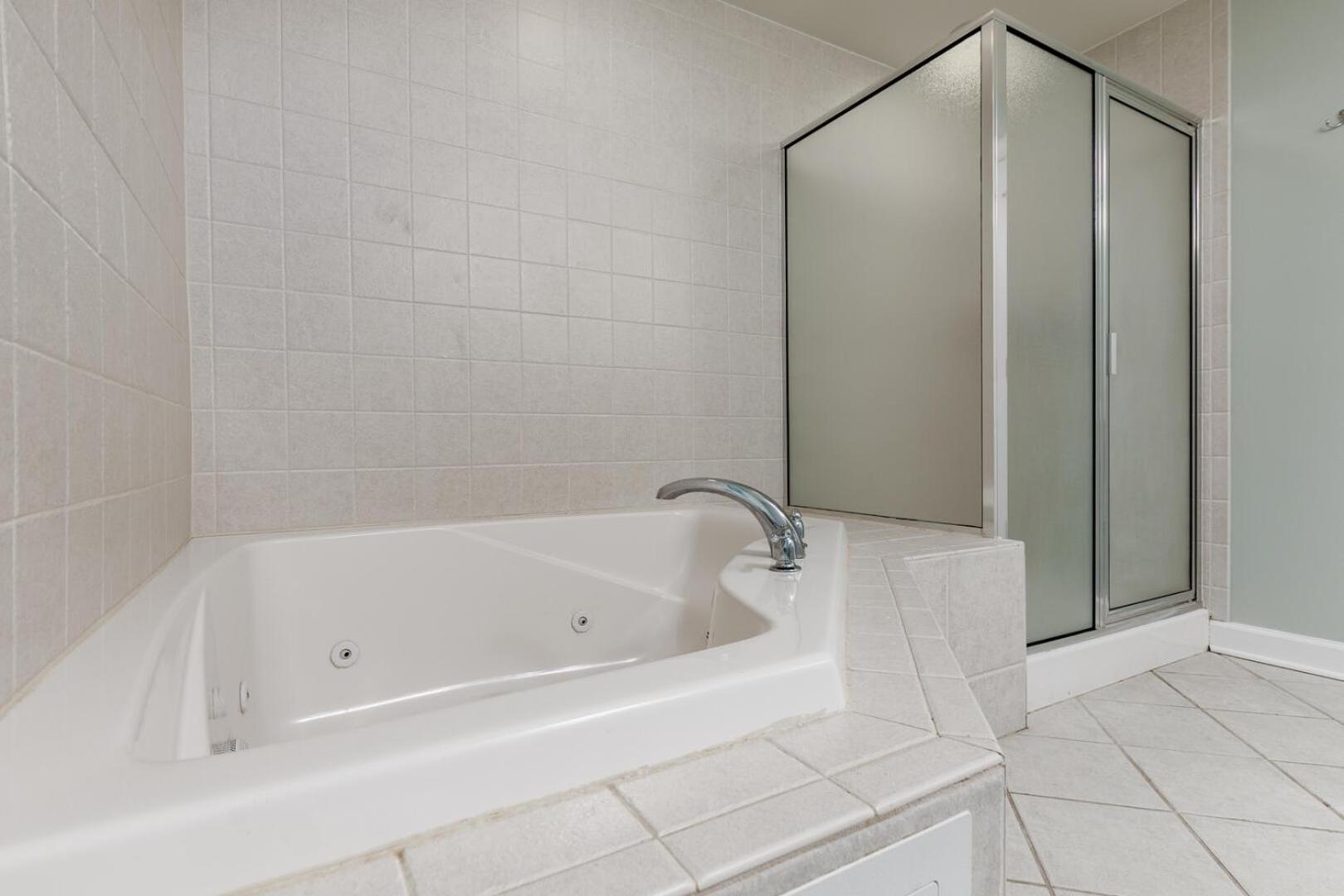 Sunset Pointe 203 Apartment Ocean City
