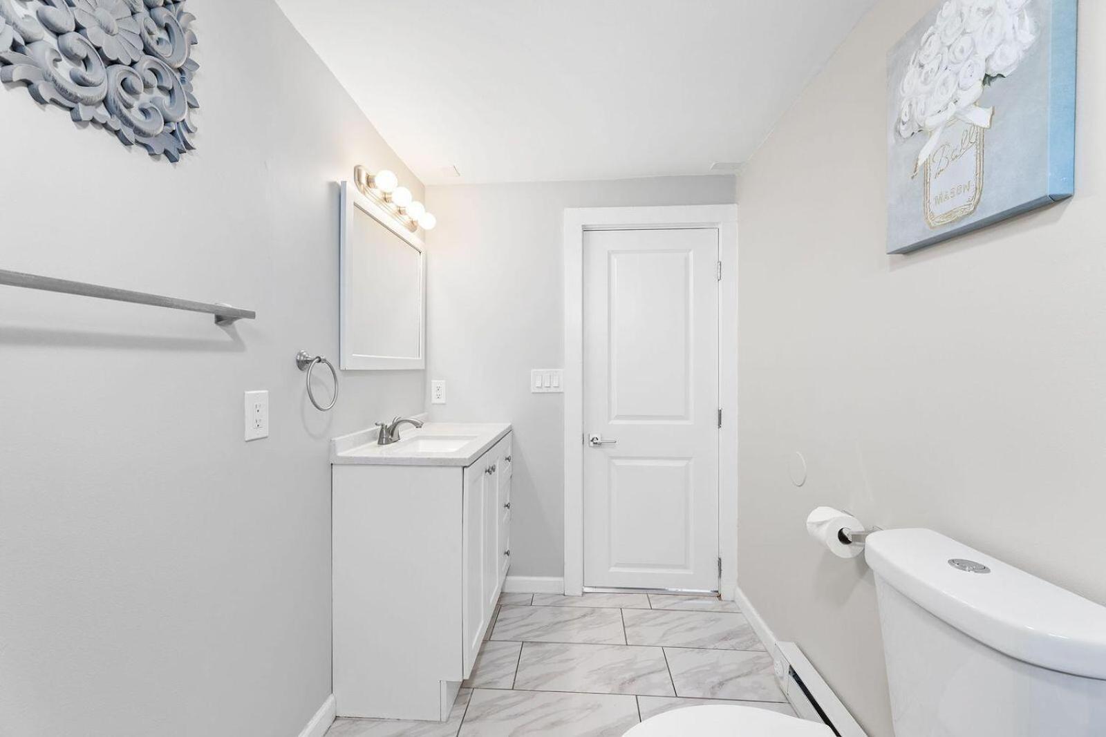 213a Philadelphia Ave Apartment