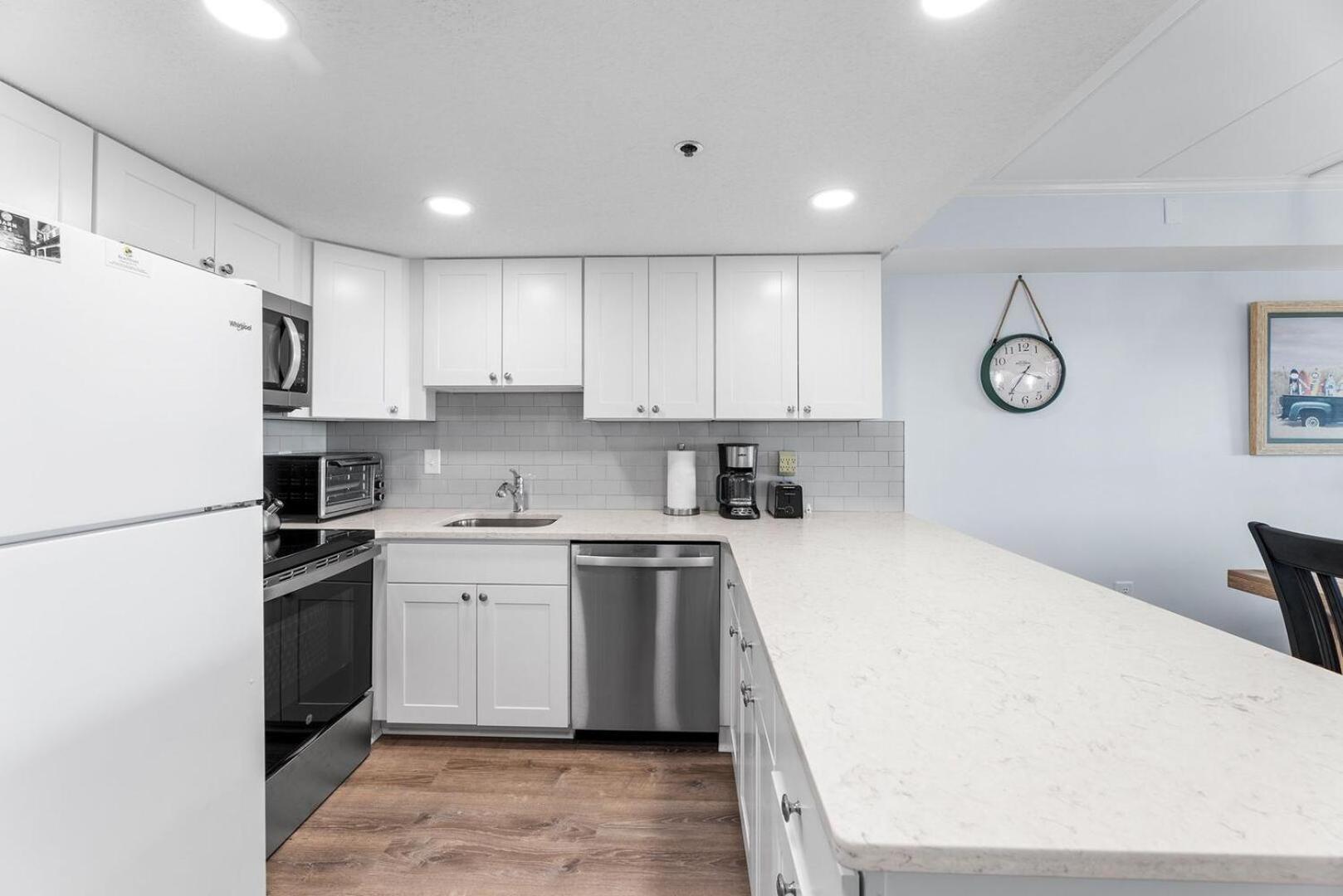 Sandpiper Dunes 702 Direct Oceanfront
