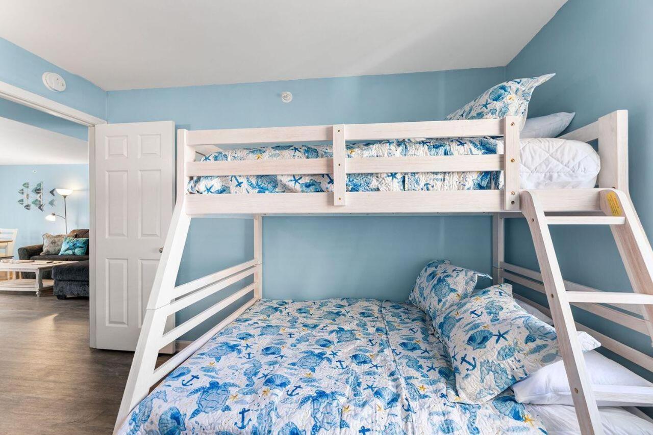 The Barracuda 4 Steps To The 2br Sleeps 6 Apartment