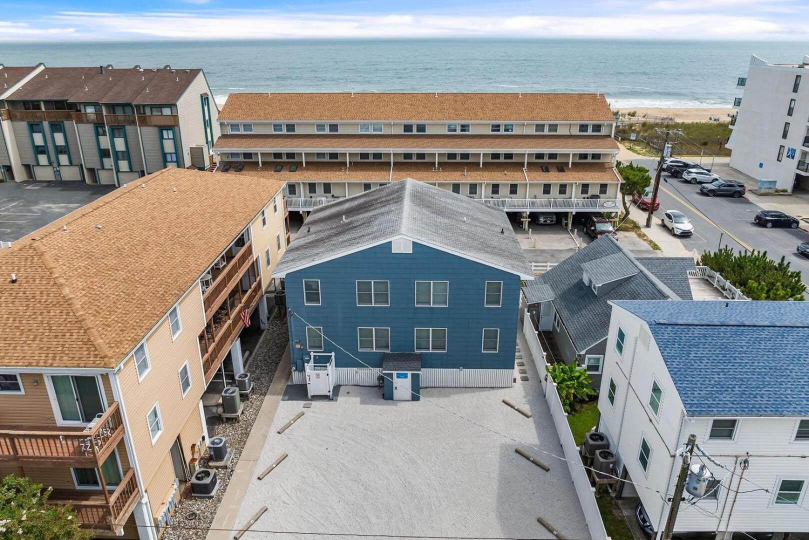 The Barracuda 4 Steps To The 2br Sleeps 6 * Ocean City