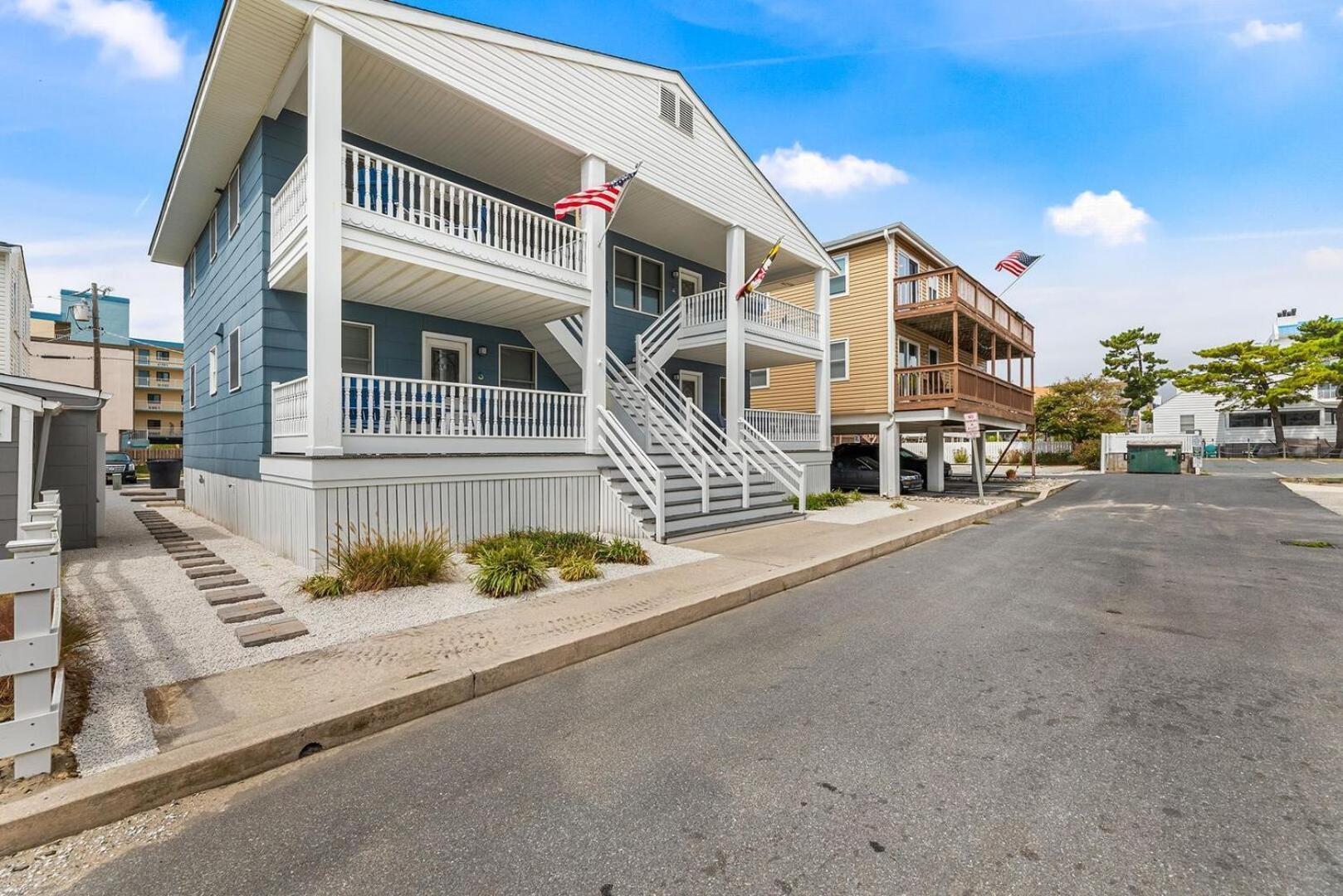 The Barracuda 4 Steps To The 2br Sleeps 6 Apartment *