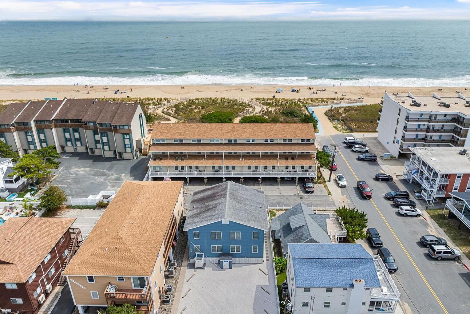 The Barracuda 4 Steps To The 2br Sleeps 6 *