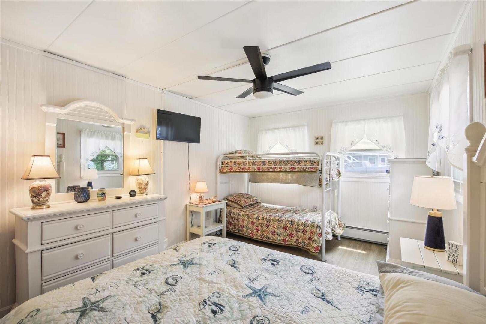 Bay Colony * Ocean City