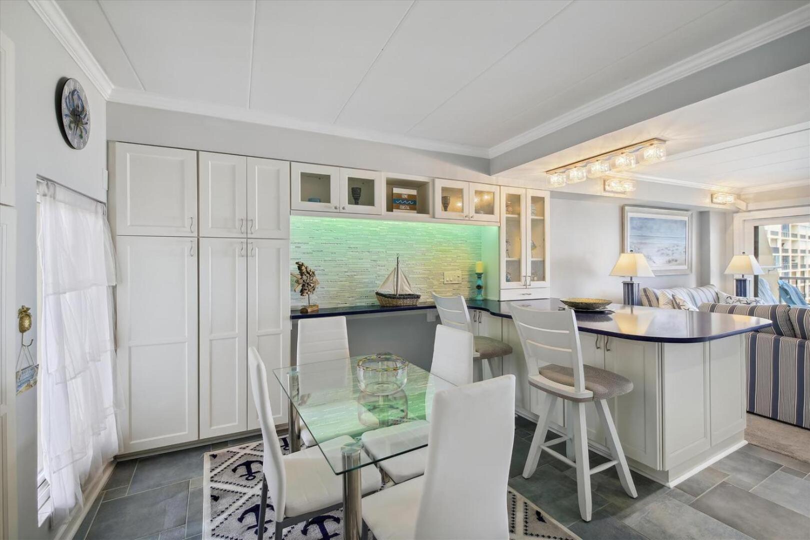 High Point South Floor Penthouse Apartment *