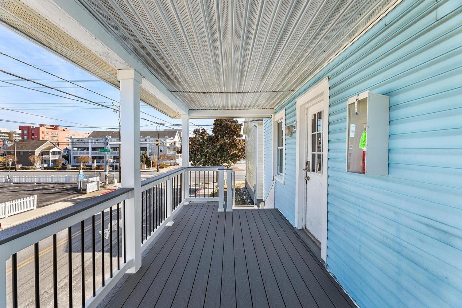 Parrot Bay 37 Ocean City