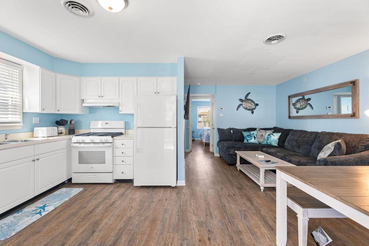 The Barracuda 3 Steps To The 2br Sleeps 6 Apartment Ocean City
