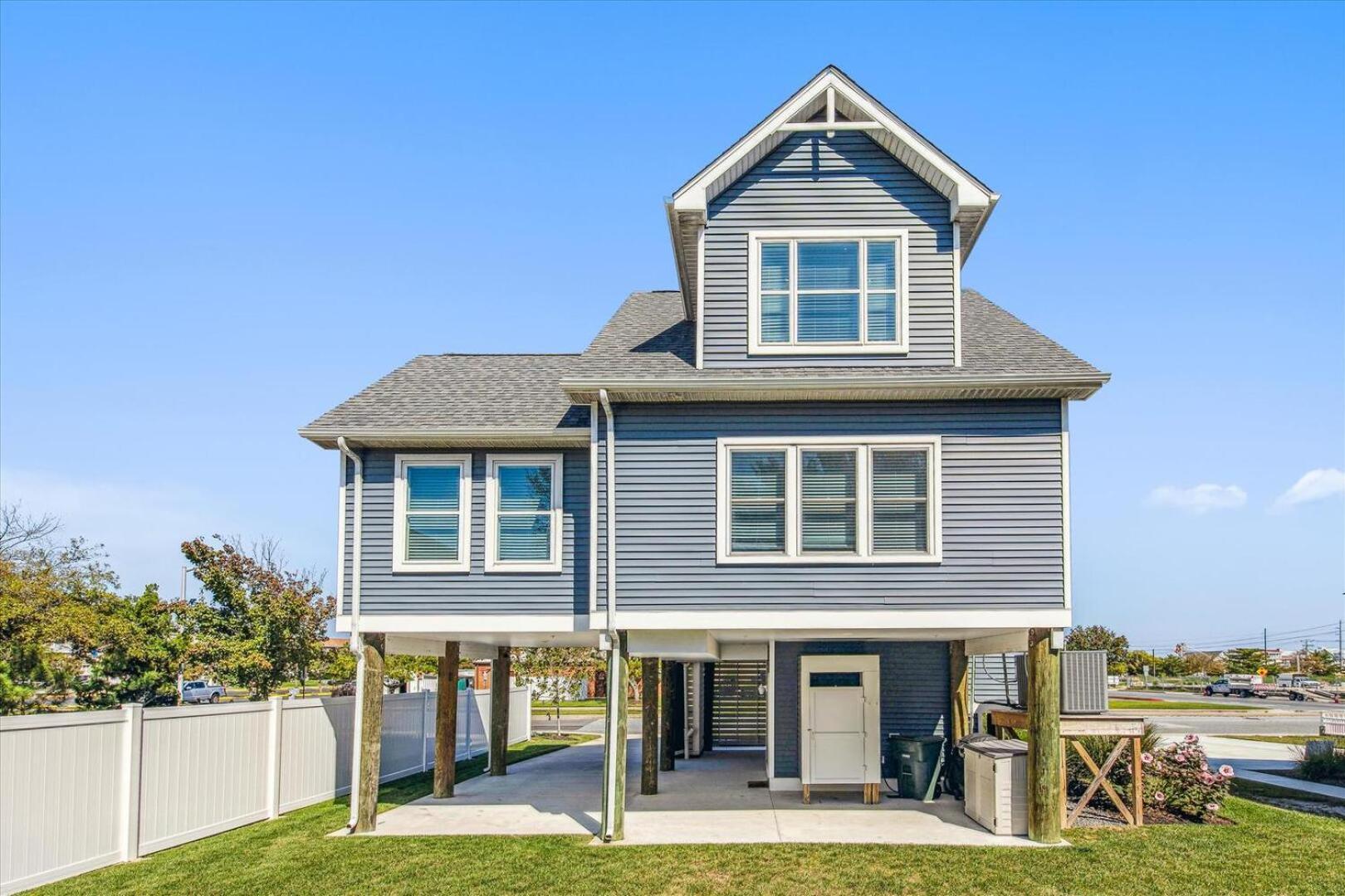 Bayside Bliss 205 Holiday home *