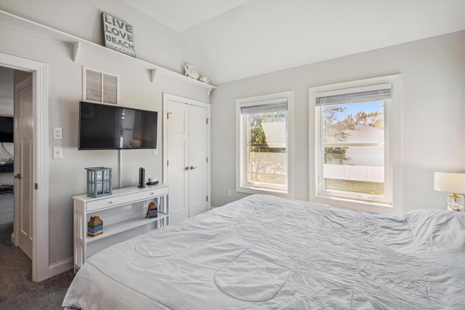 Bayside Bliss 205 *