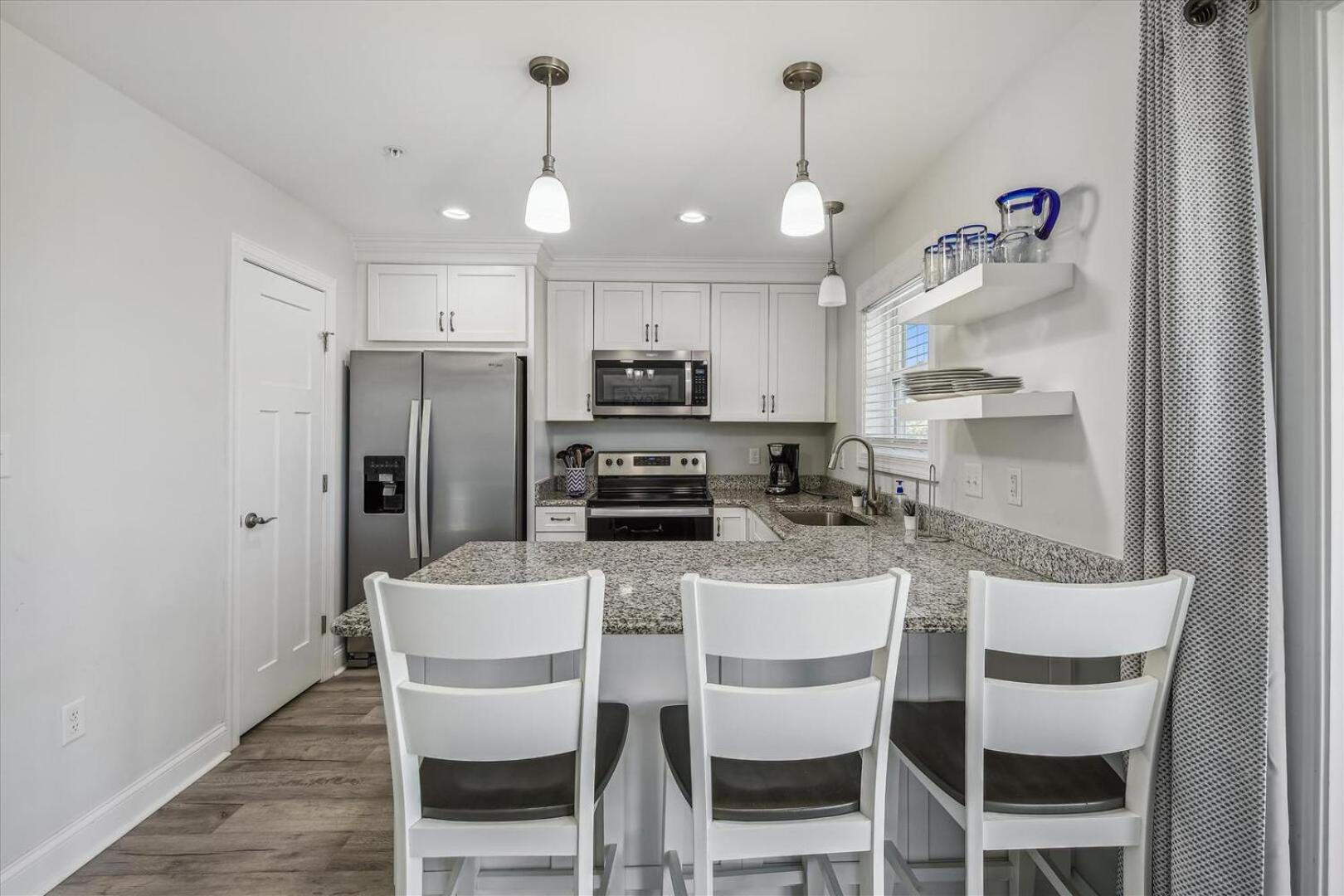 Bayside Bliss 205 *