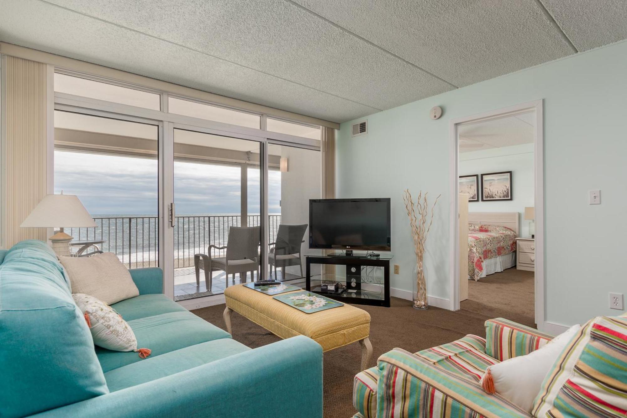 Family Friendly 2br, Amazing Unobstructed Ocean View,huge Balcony, Pool Apartment