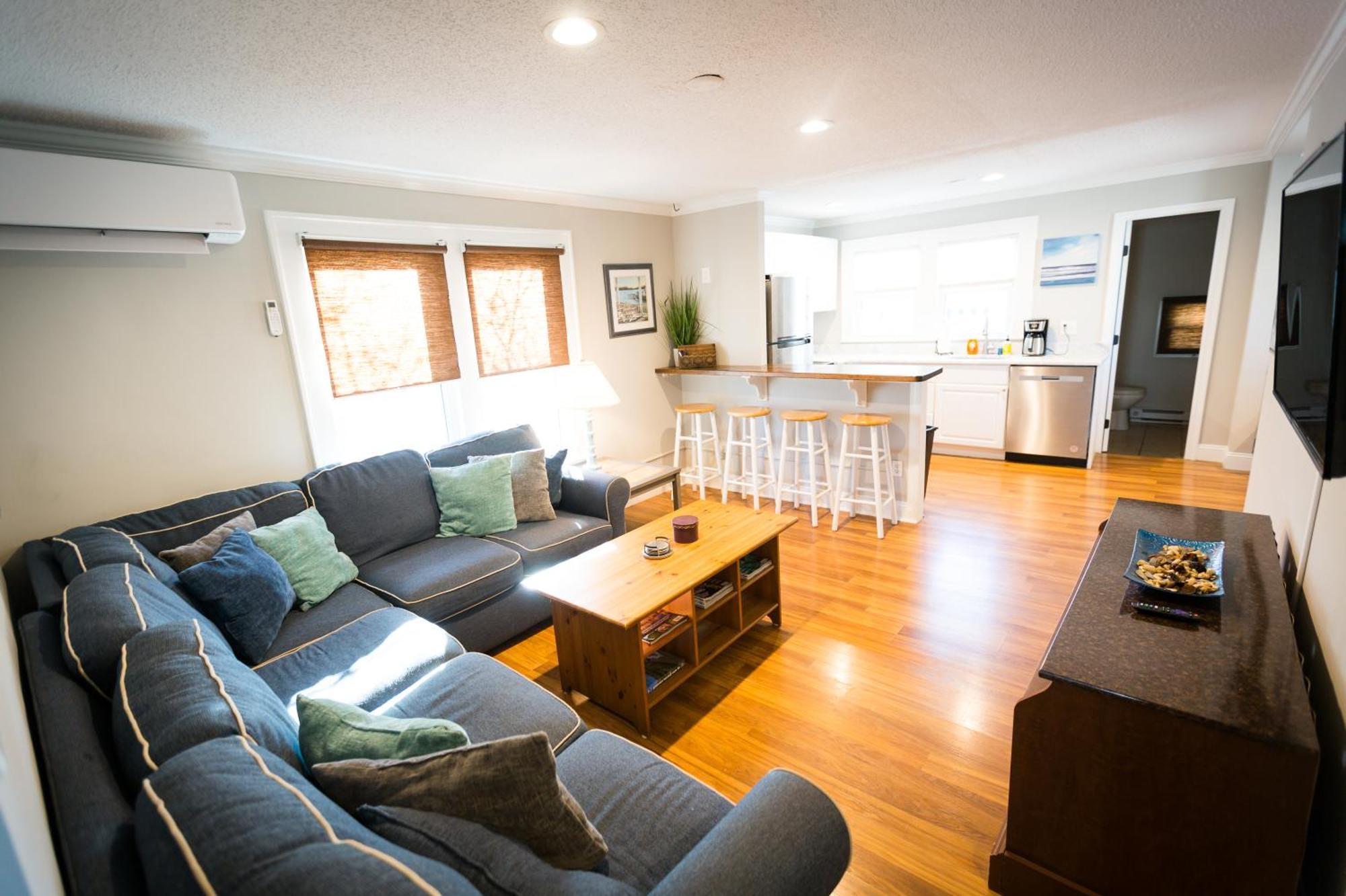 205 5th Street Apartment