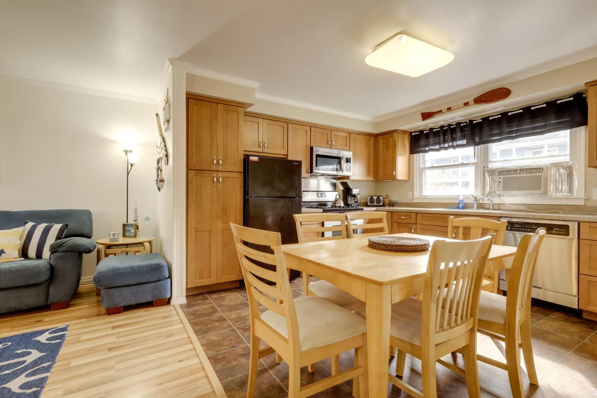 The W And And Bay Access! Apartment Ocean City