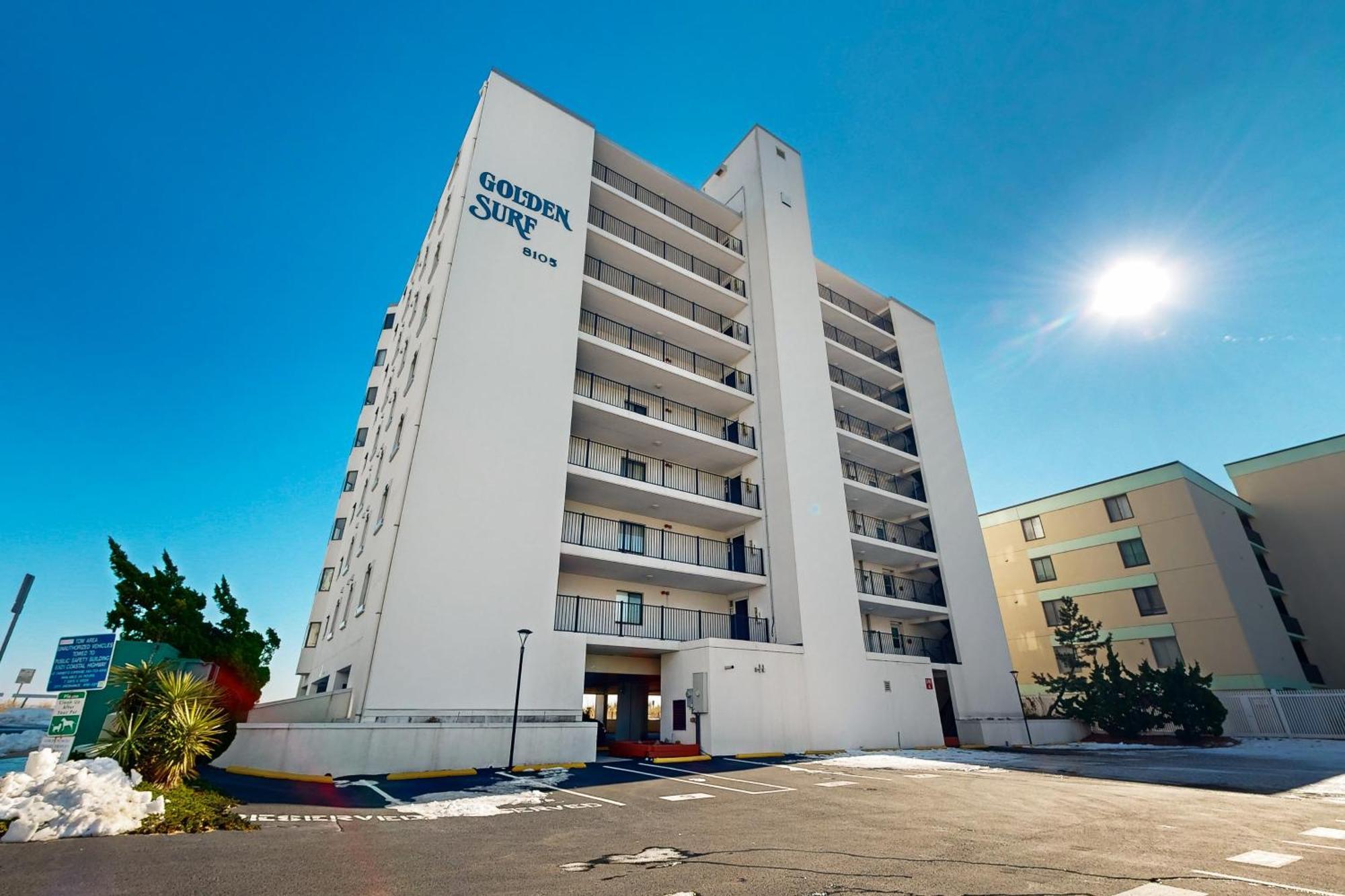Golden Surf 101 Apartment *