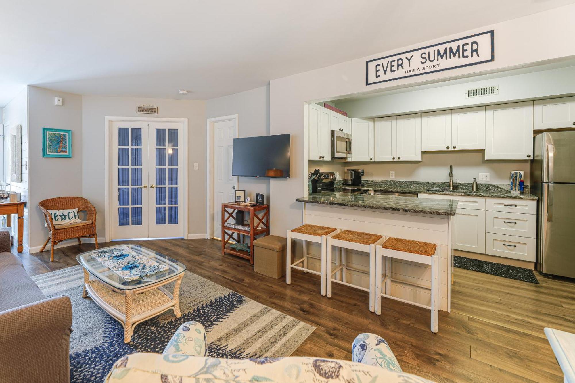 Walk To Newly Remodeled In Ocean *