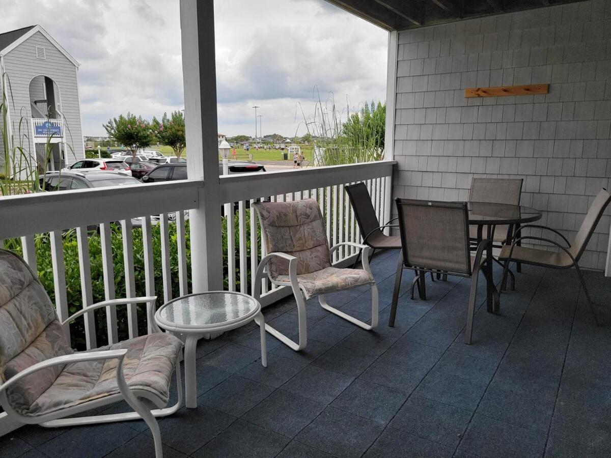 Hidden Harbour 2br 2ba - Bayside With Pool, Steps To And Northside Park! *