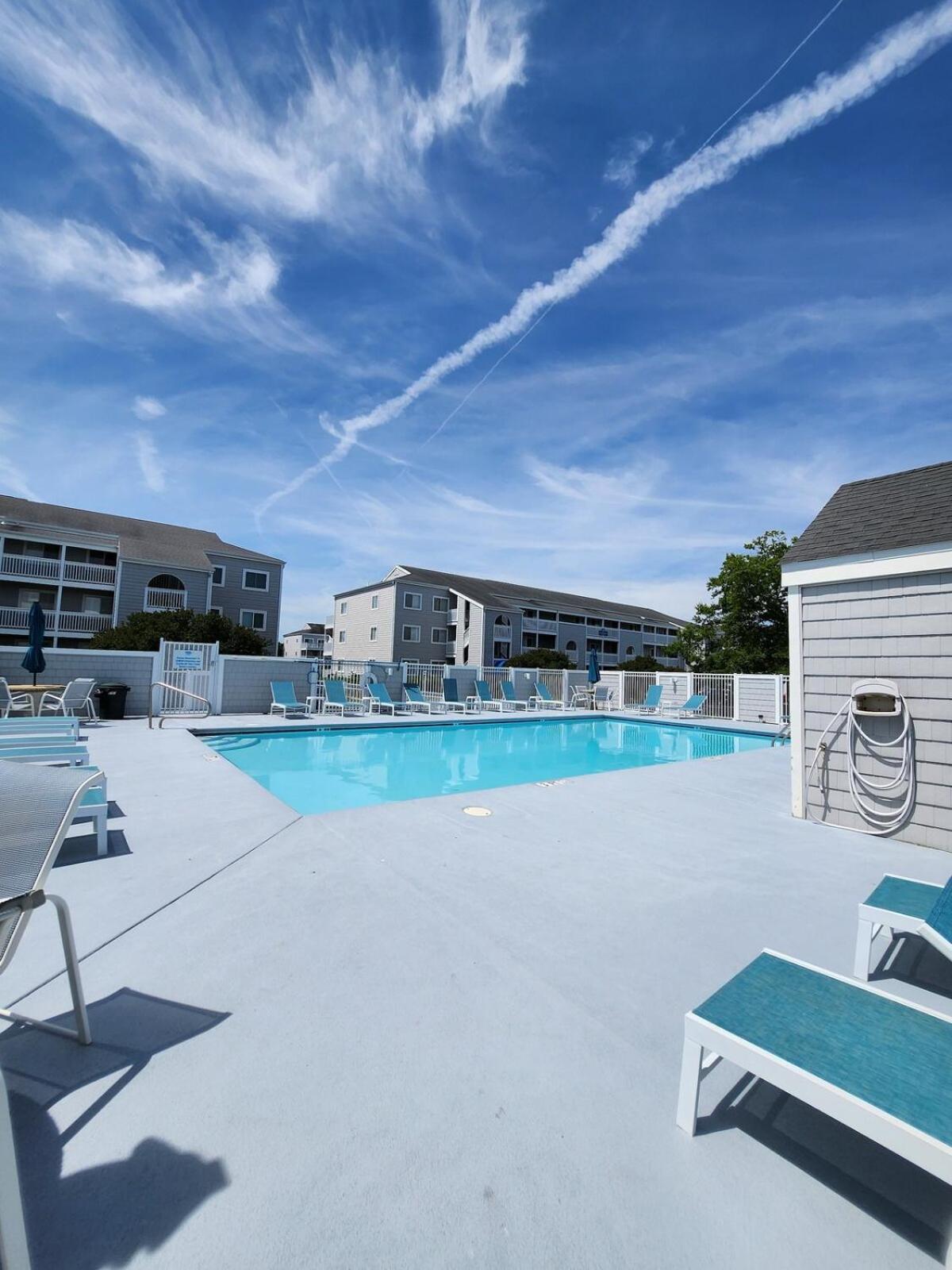 Hidden Harbour 2br 2ba - Bayside With Pool, Steps To And Northside Park! Apartment