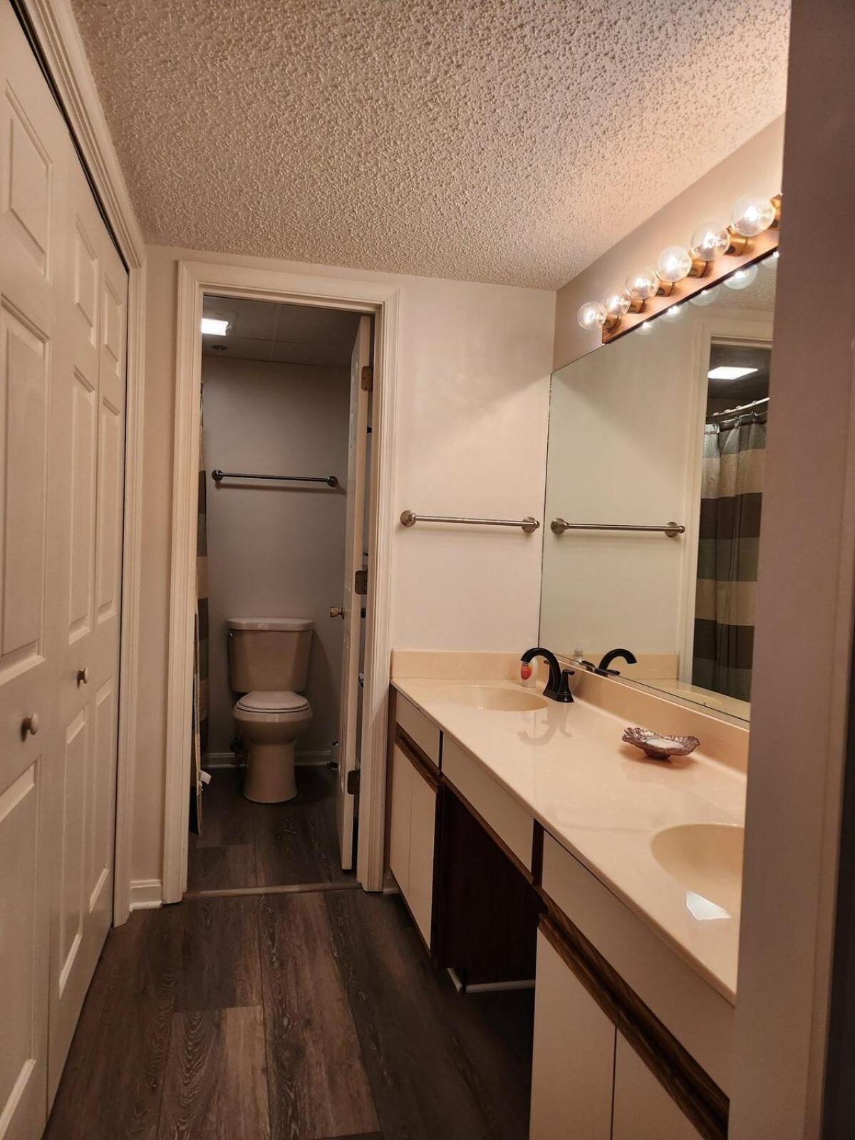 Hidden Harbour 2br 2ba - Bayside With Pool, Steps To And Northside Park! Apartment