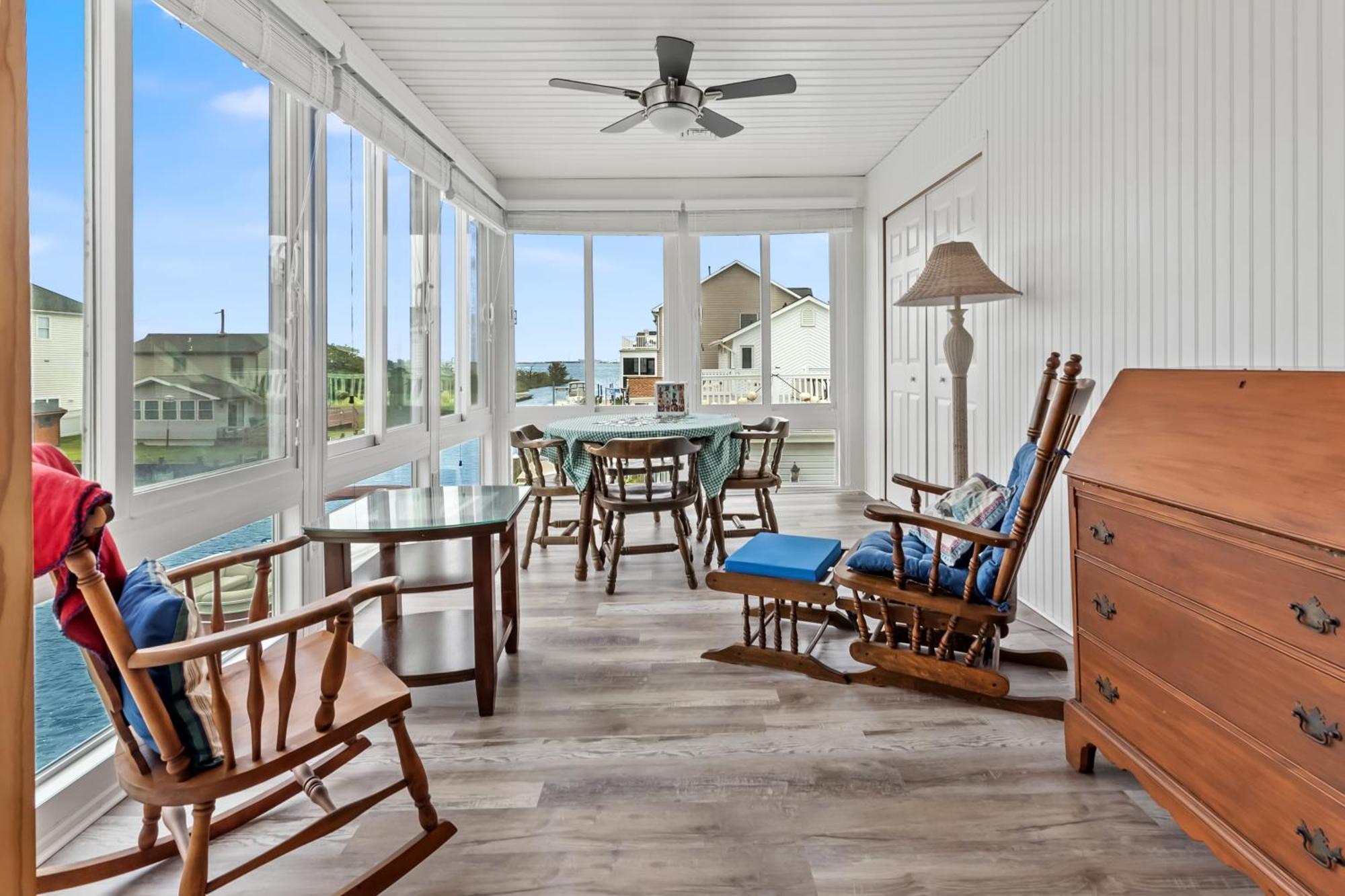 Waterfront With Oc Skyline Views Holiday home Ocean City