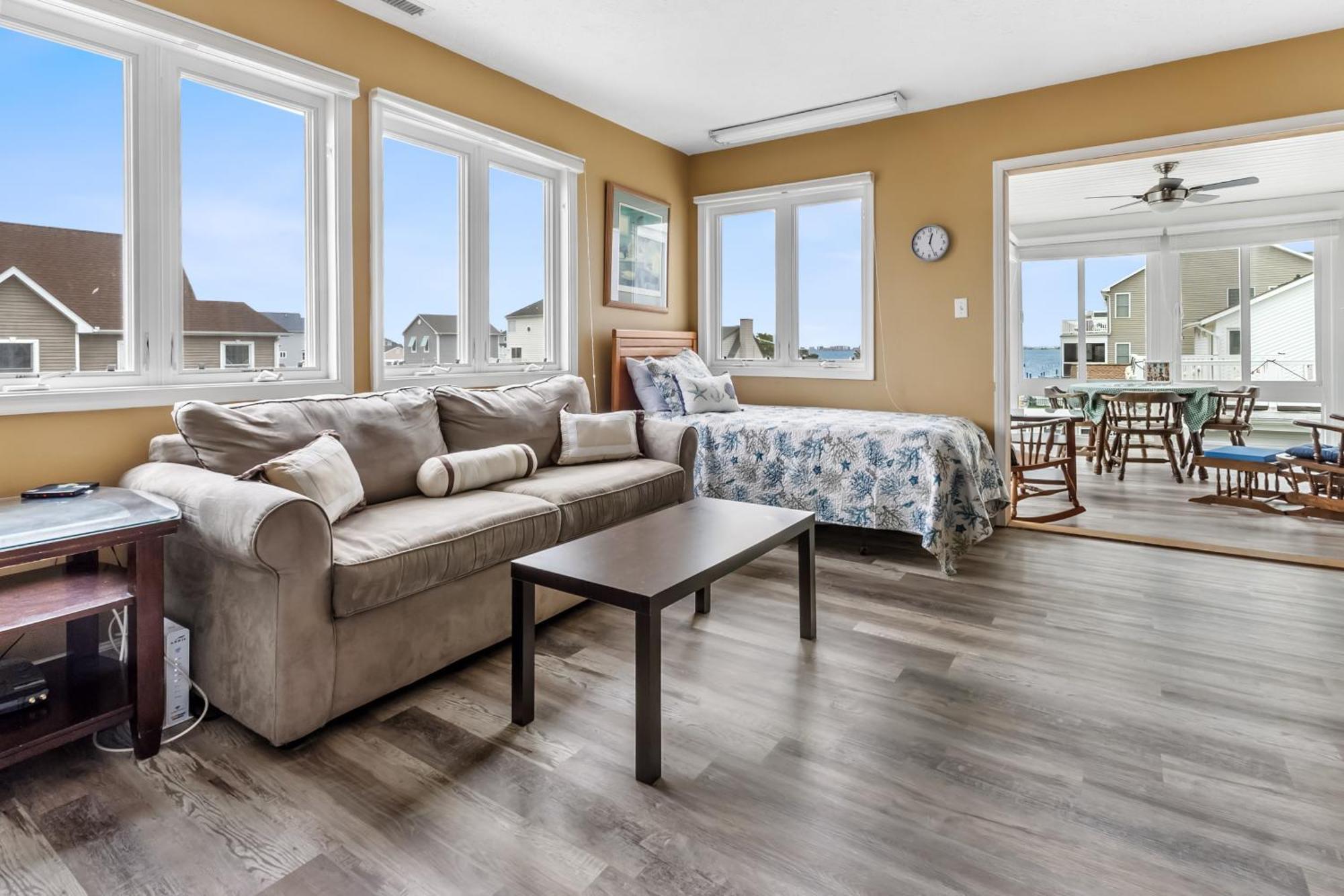 Waterfront With Oc Skyline Views Holiday home Ocean City