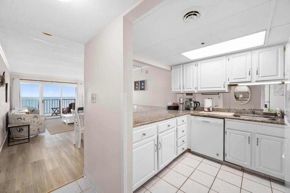 Marigot 511 - Beachfront Paradise