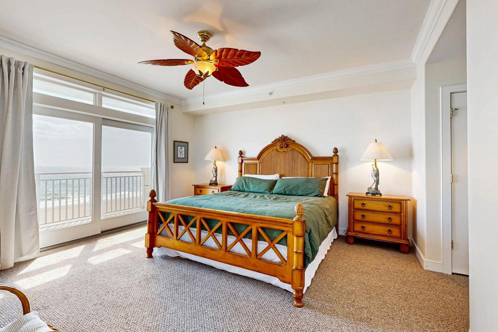 Sharkfin 401 Apartment