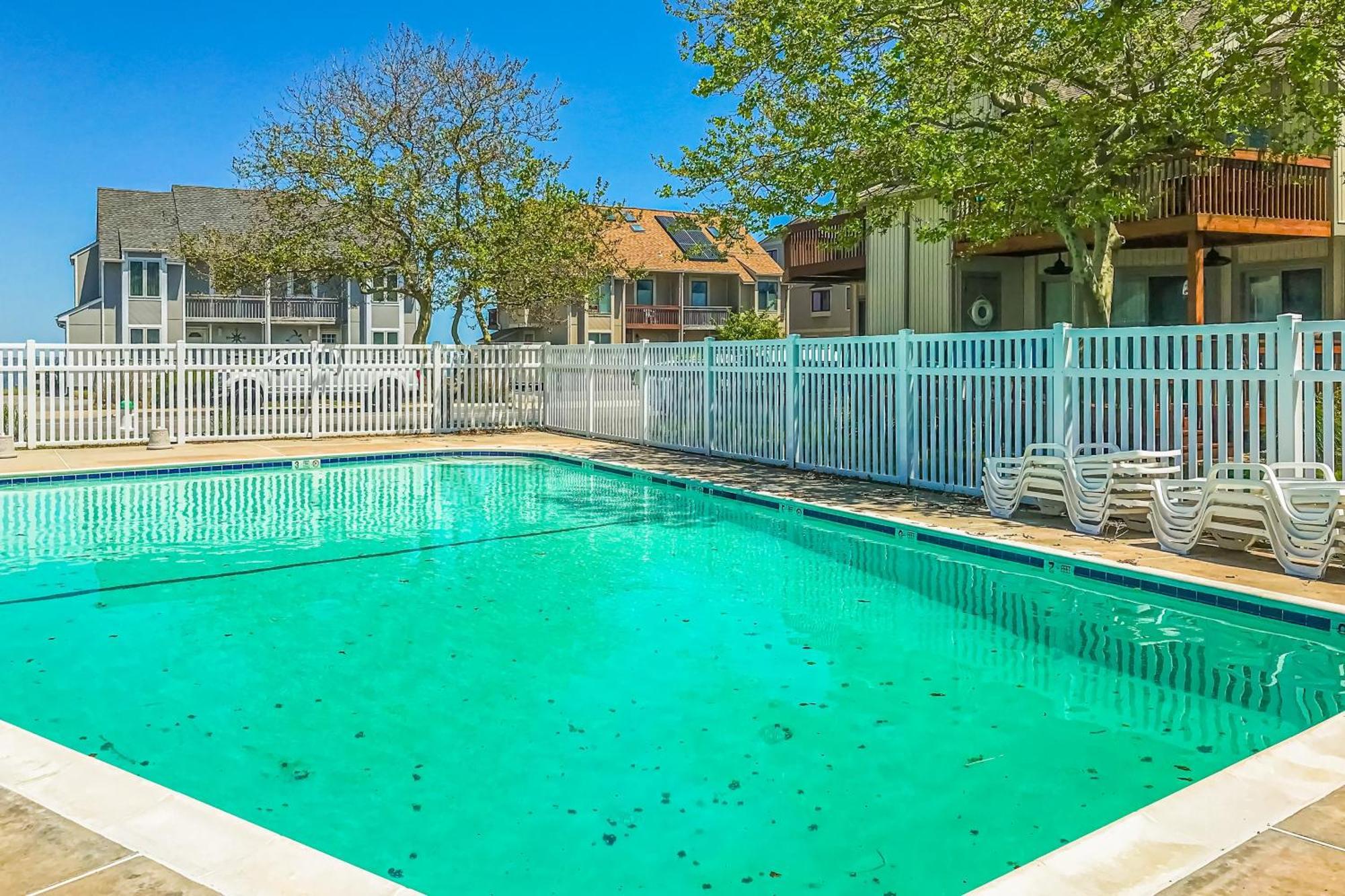 Runaway Bay 76 Holiday home