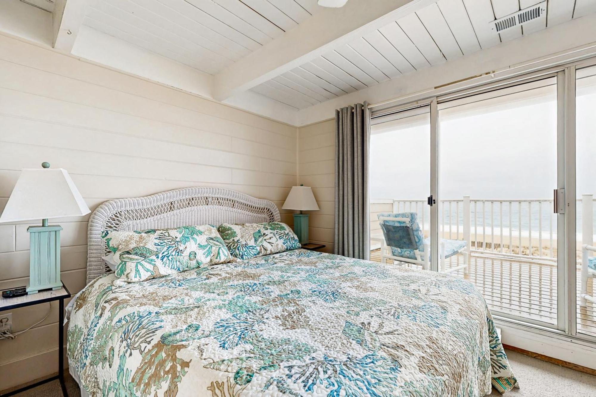 Beachwalk Ii 10 *