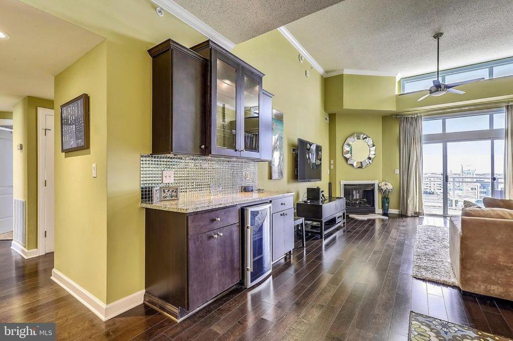 Bay Front Paradise Penthouse Unit * Ocean City