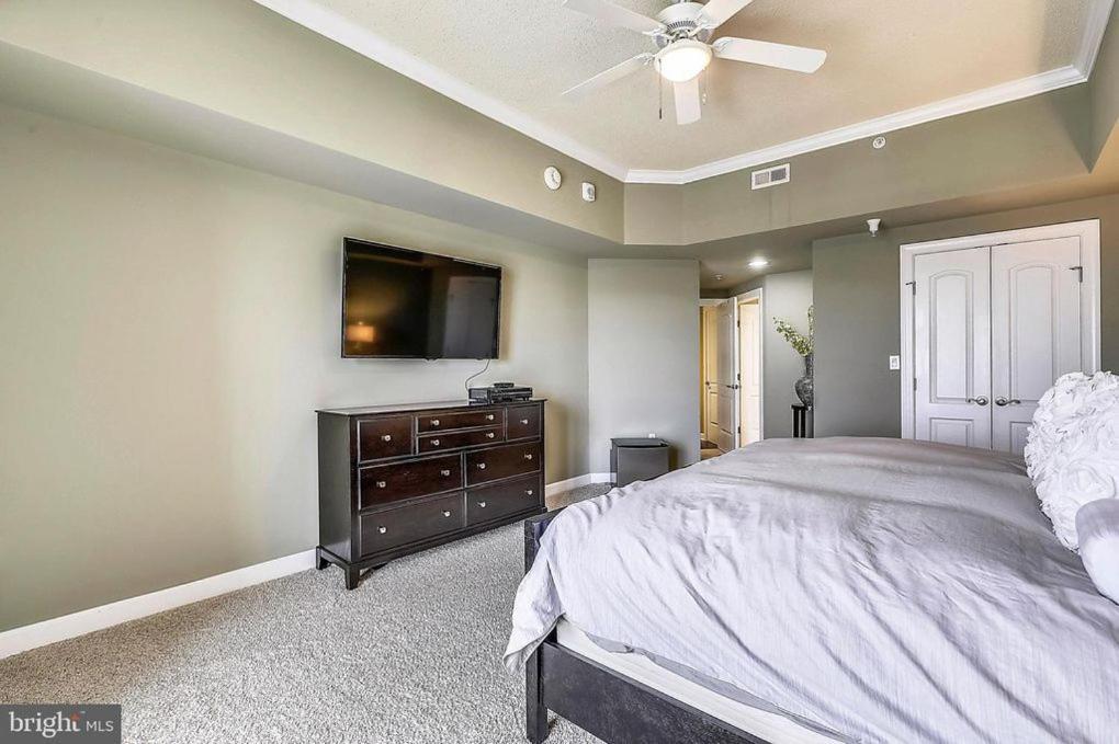 Bay Front Paradise Penthouse Unit Ocean City