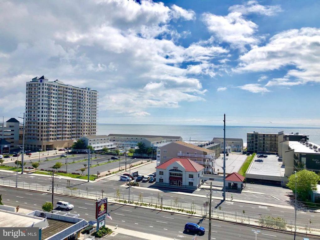 Apartment Bay Front Paradise Penthouse Unit