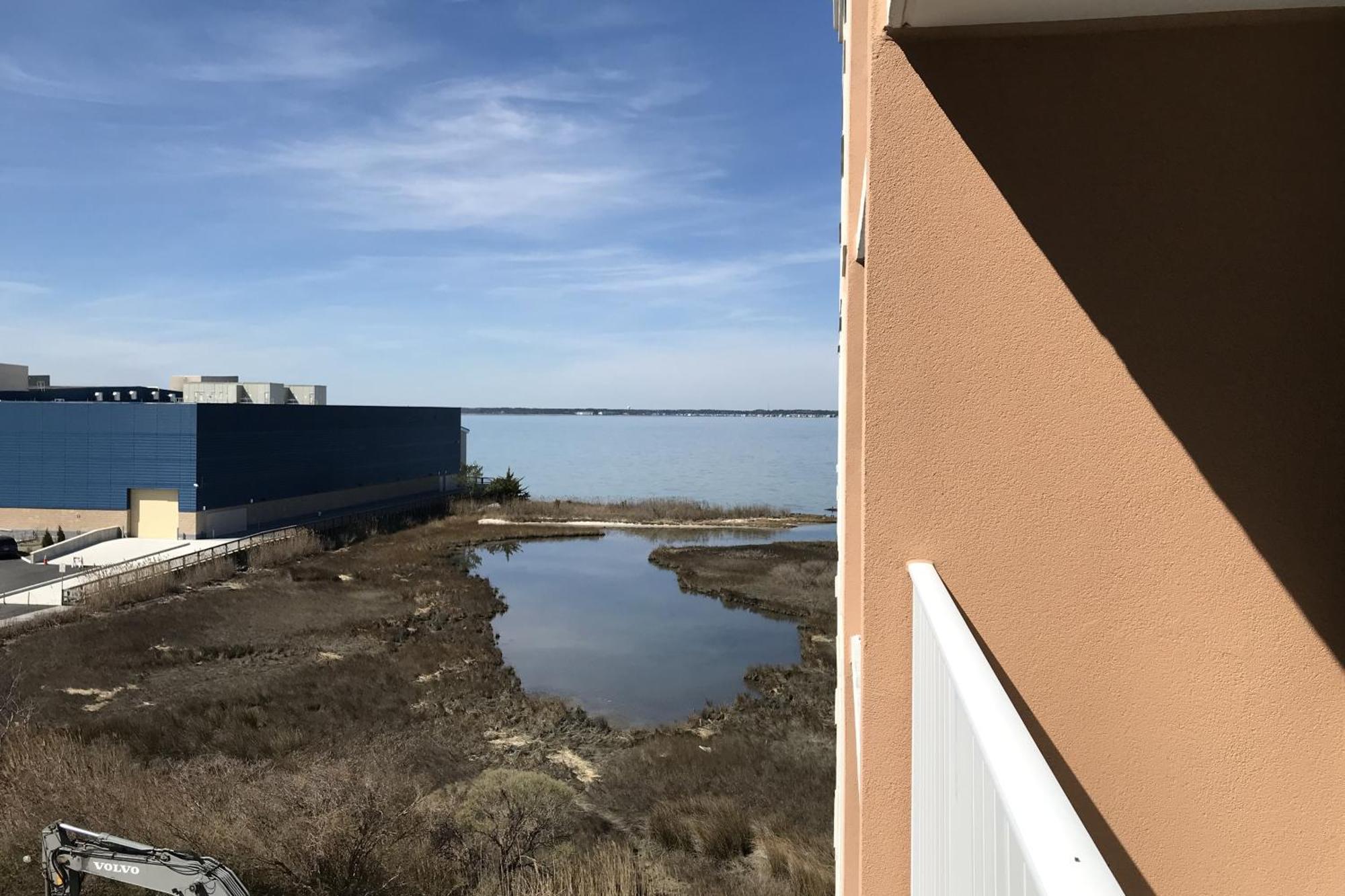Makai 403 Hotel