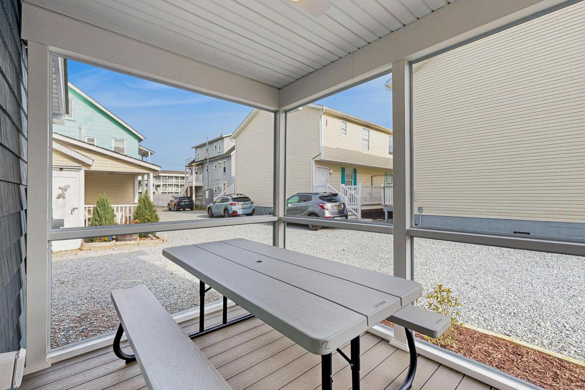Parrot Bay 25 * Ocean City