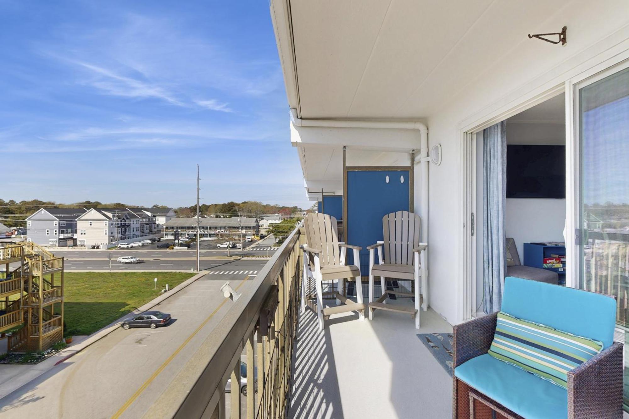 Shell Yeah - Le Lisa 405 * Ocean City