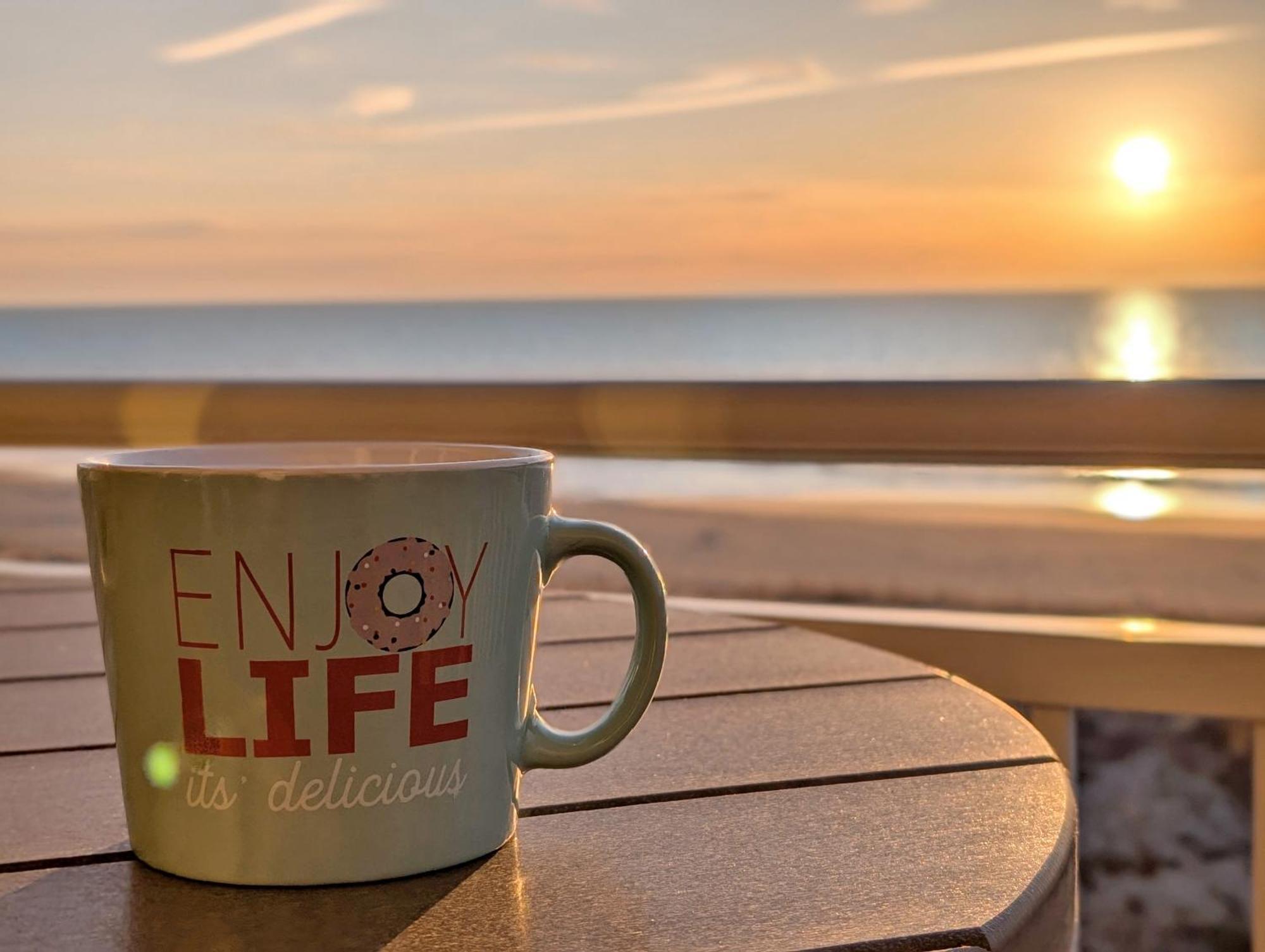 New! Direct Oceanfront End Unit With Private Balcony * Ocean City