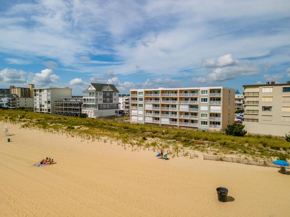 Barefoot Country 407 - Riptide Holiday home